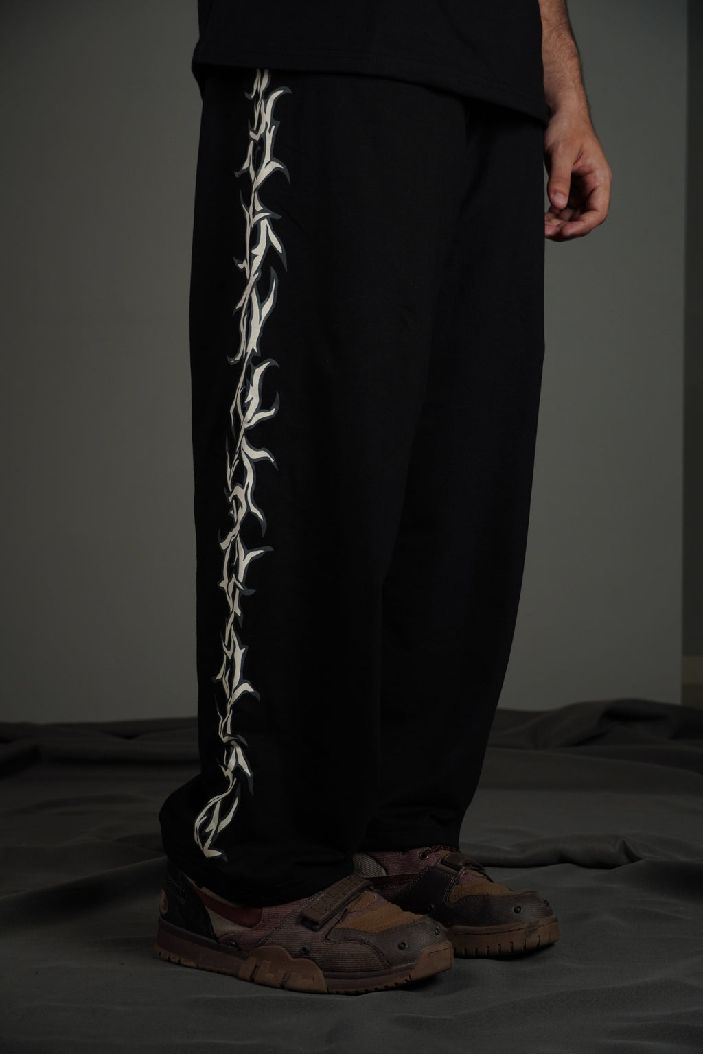 Thorn sweatpants/Bone