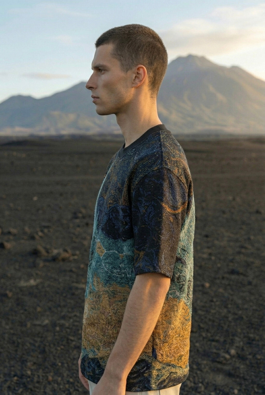 Midnight horizon tee