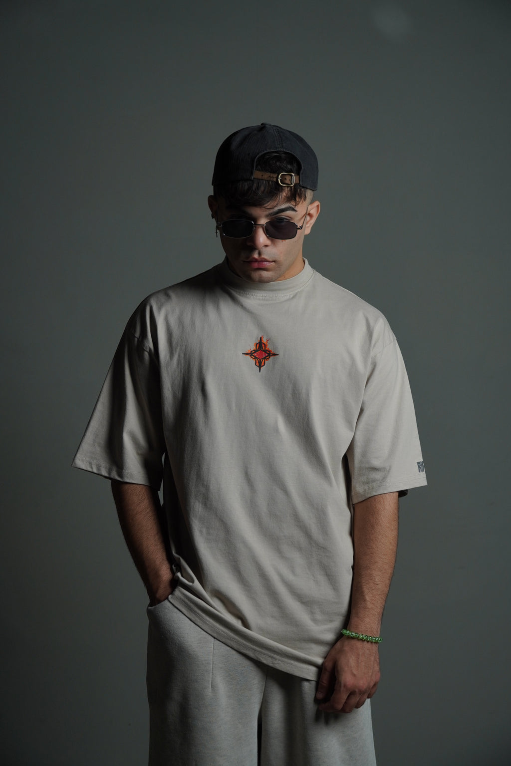 Travis tee/Cactus clay