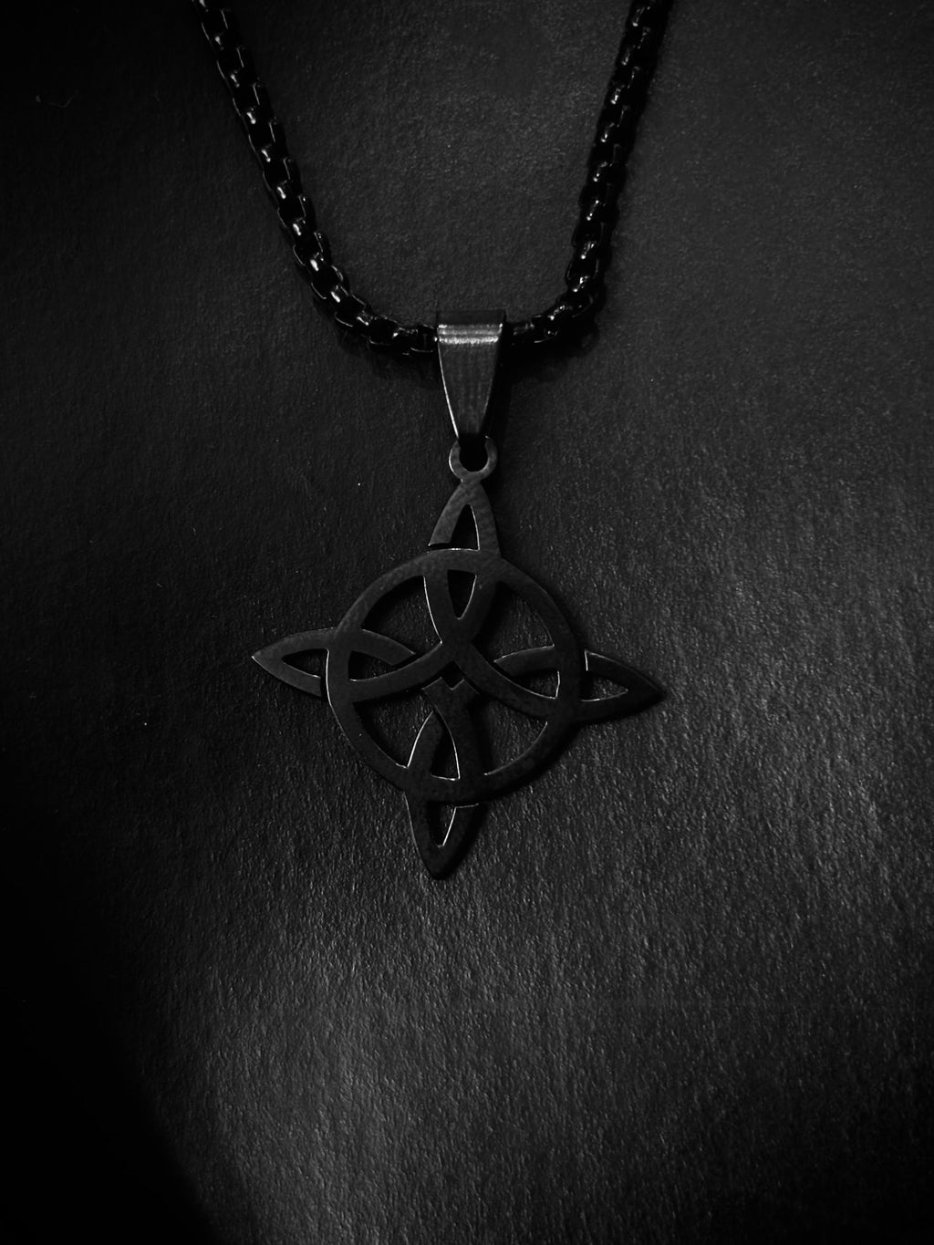 Black cult logo chain( Chains ) by Ripoff