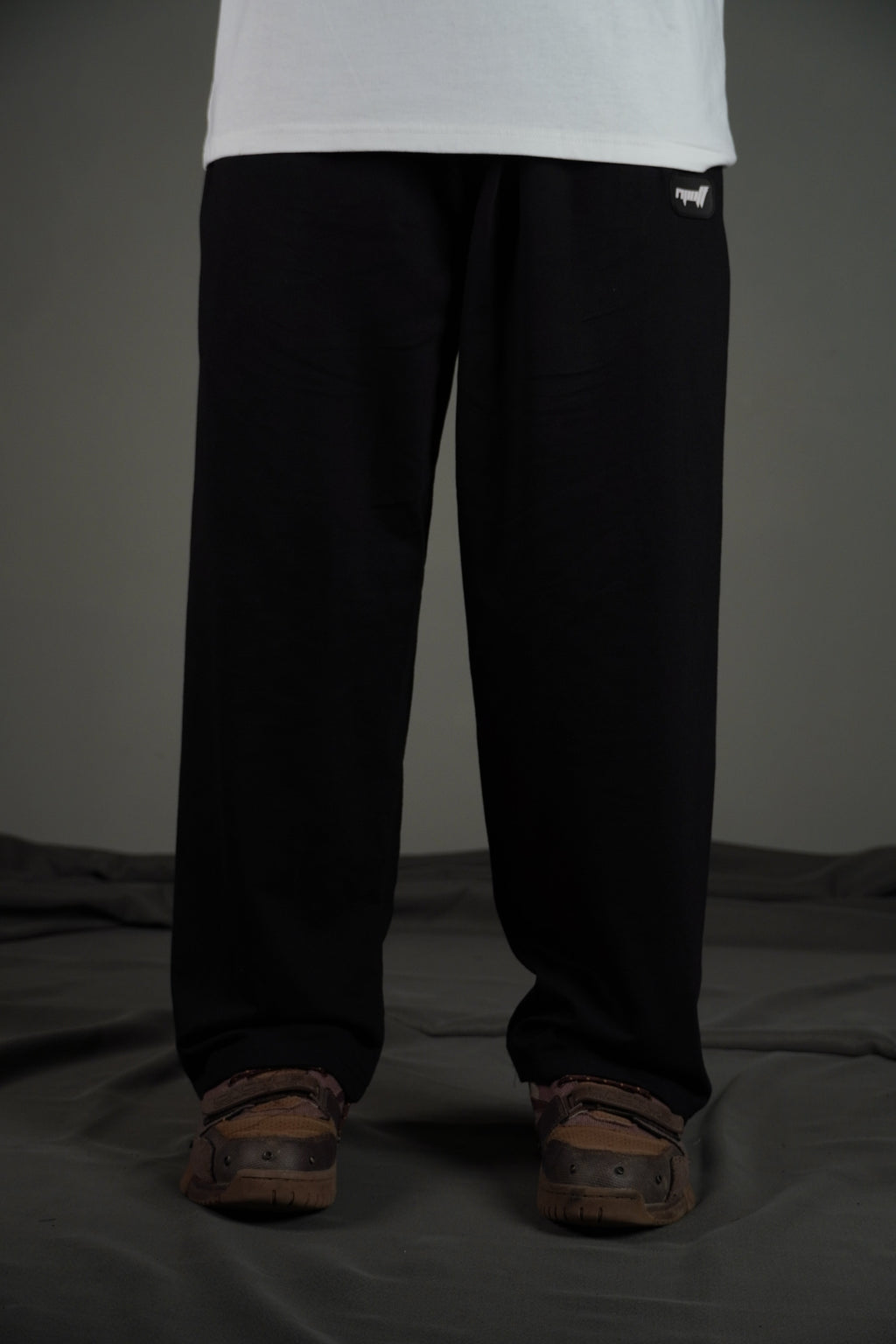 Black Sweatpants( Sweat Pants ) by Ripoff
