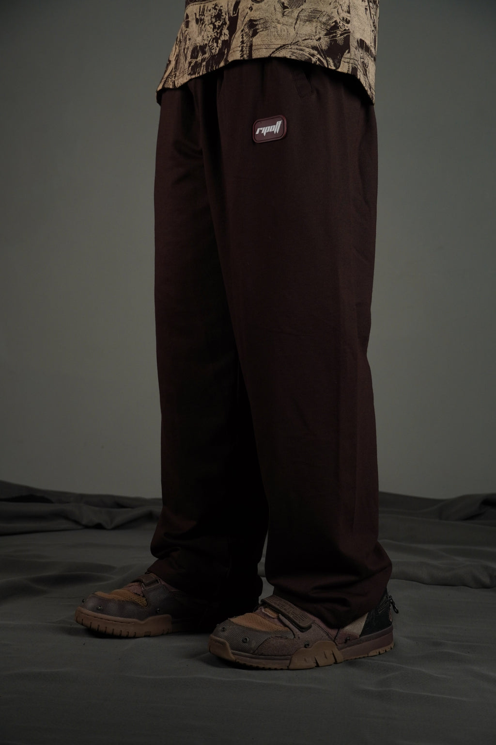 Brown Sweatpants( Sweat Pants ) by Ripoff