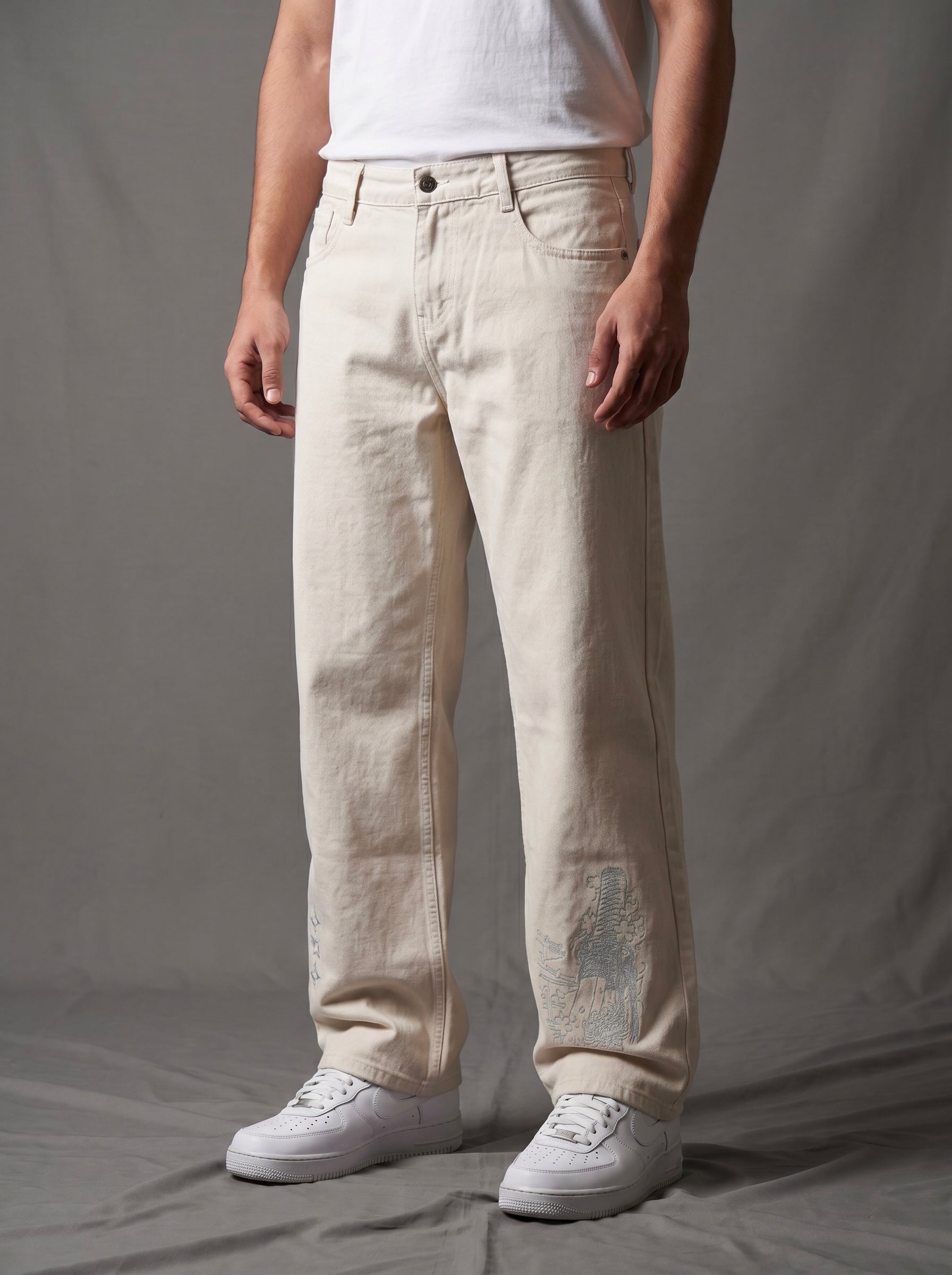Cream color Straight Fit Pants with Embroidered Artwork – Ripoff