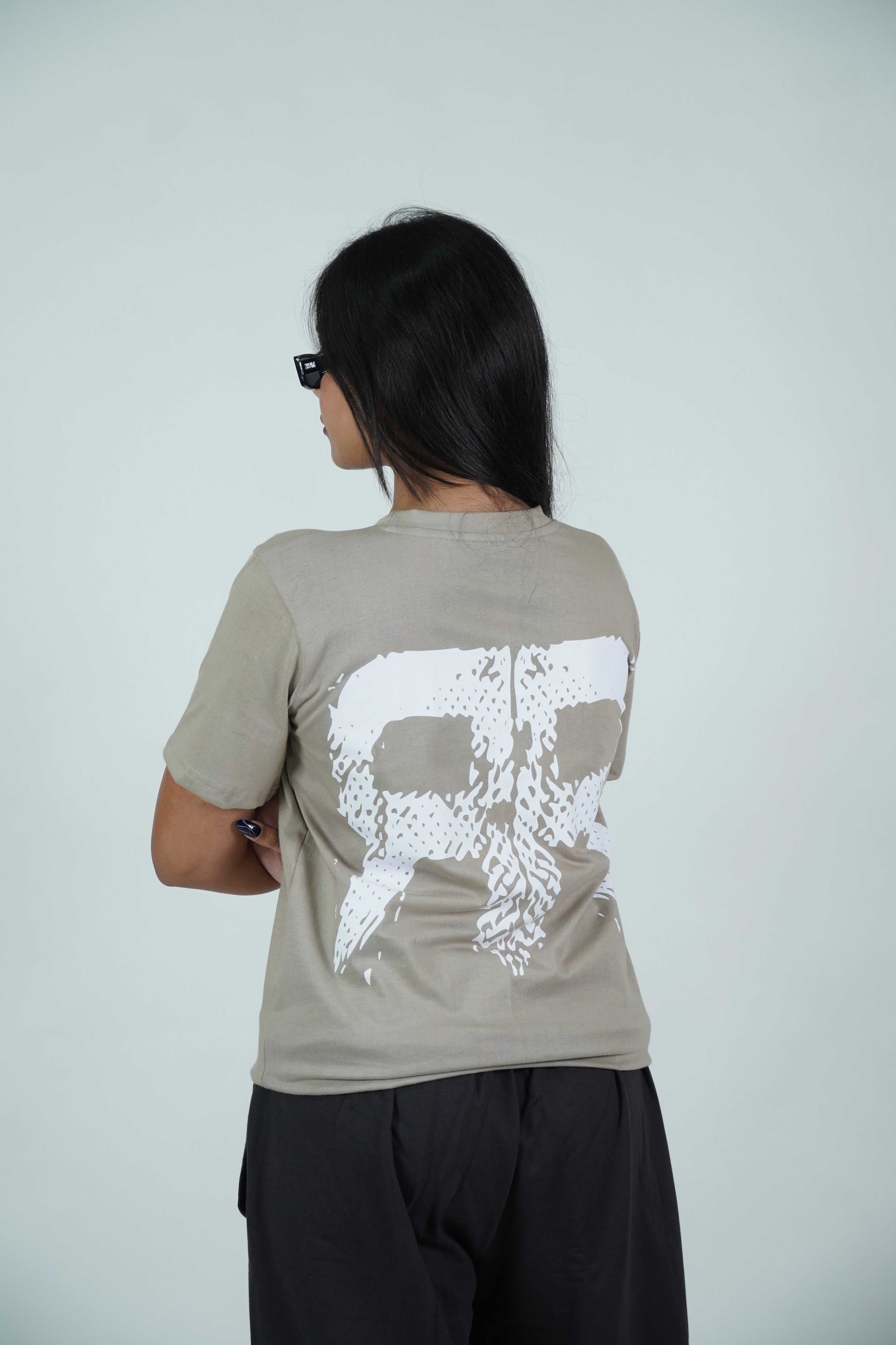 Recon tee( Regular Fit ) by Ripoff
