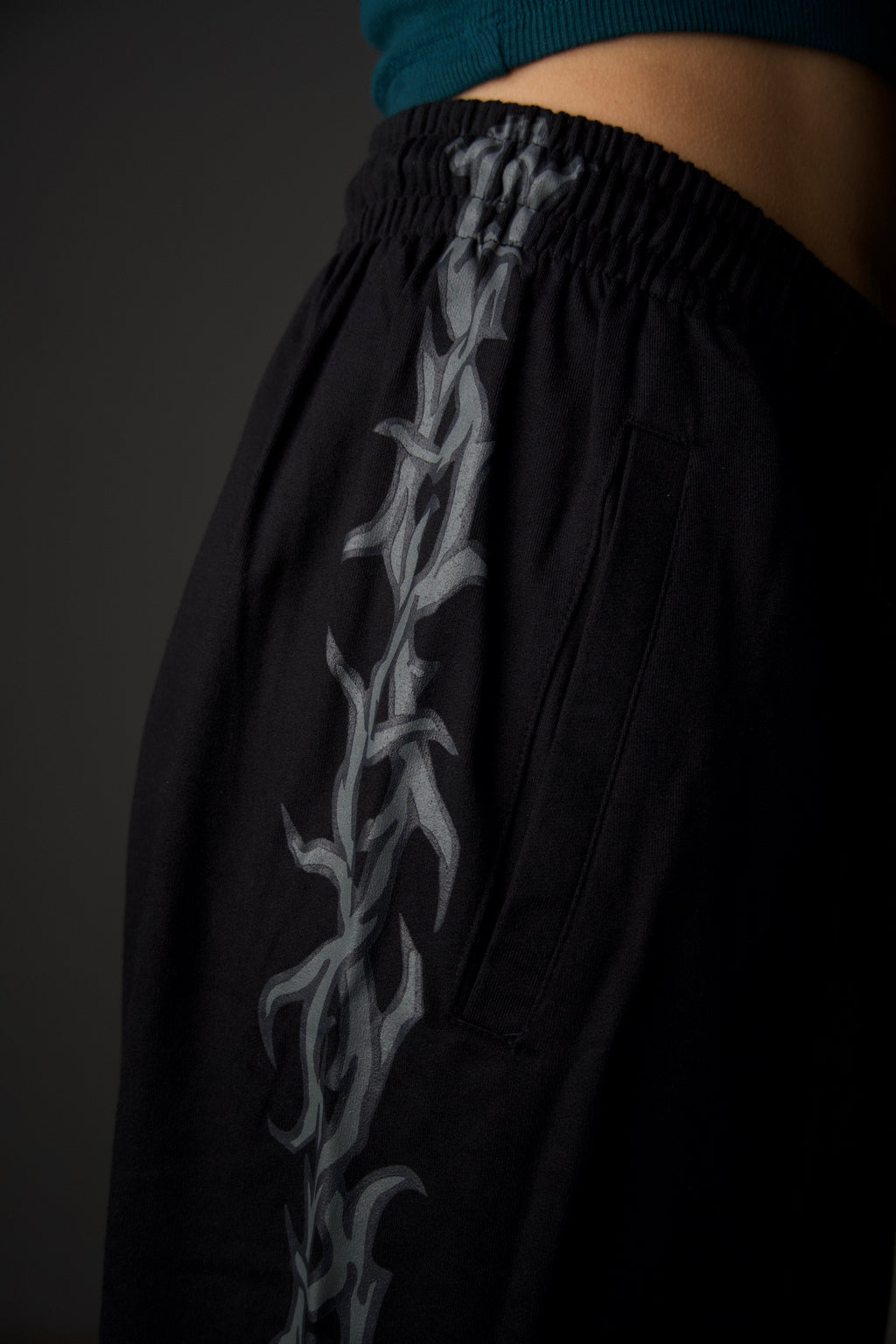 Thorn sweat pants( Sweat Pants ) by Ripoff