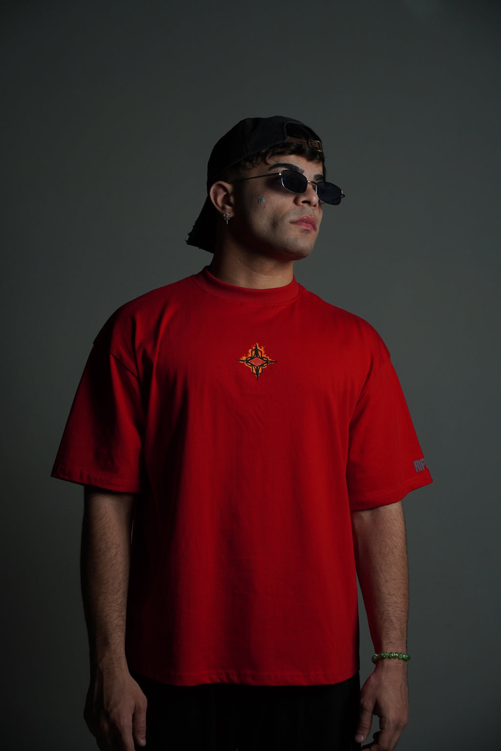 Travis tee/La flame( Oversized Tshirts ) by Ripoff