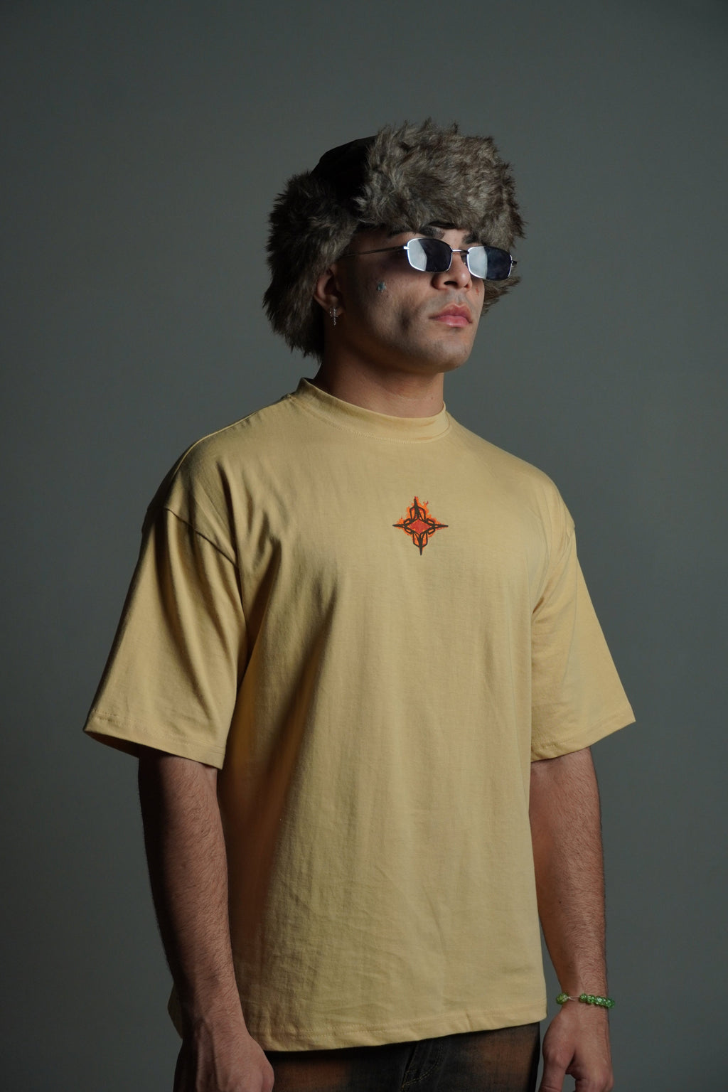 Travis tee/Sandstorm( Oversized Tshirts ) by Ripoff