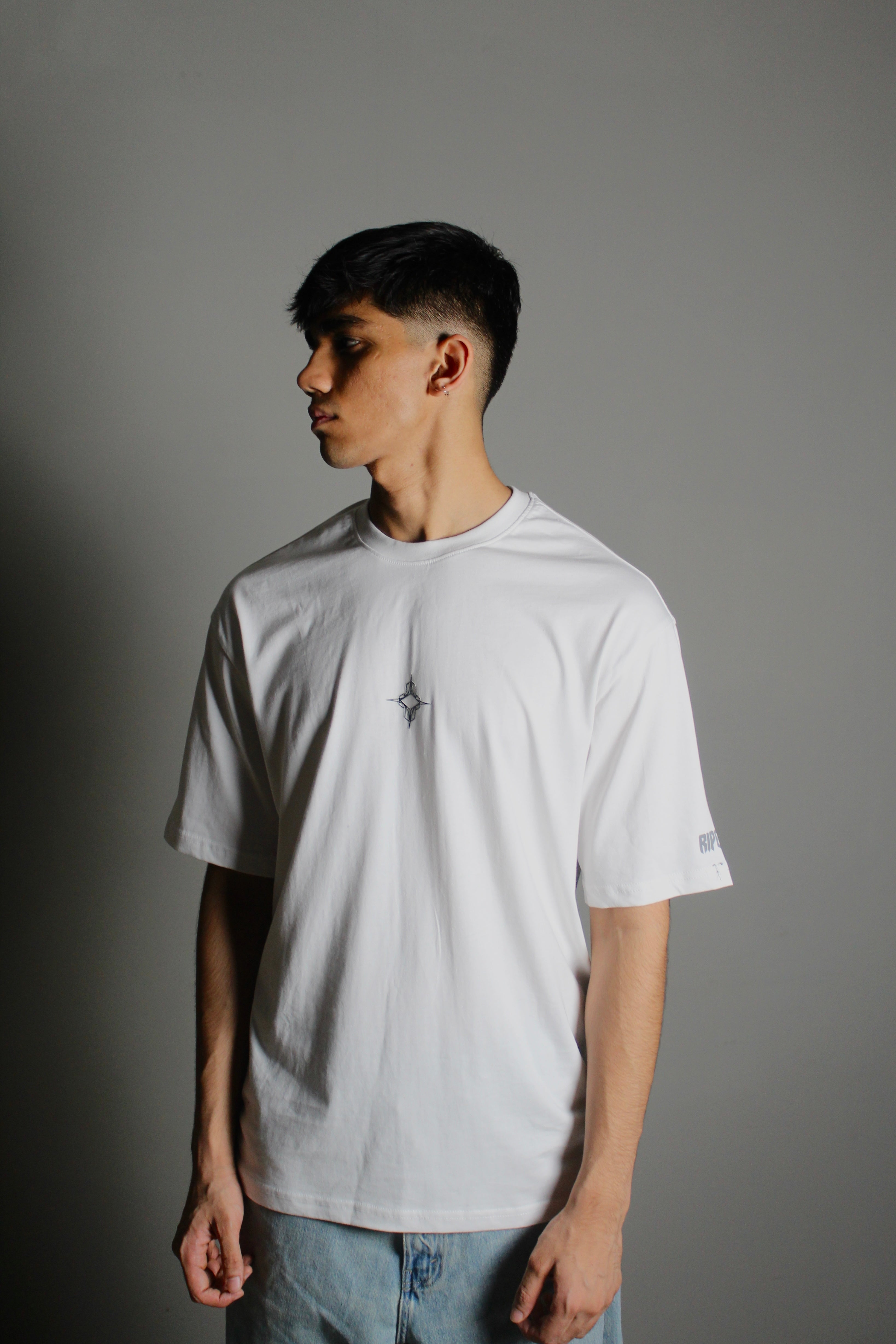 White basic tee( Oversized Tshirts ) by Ripoff