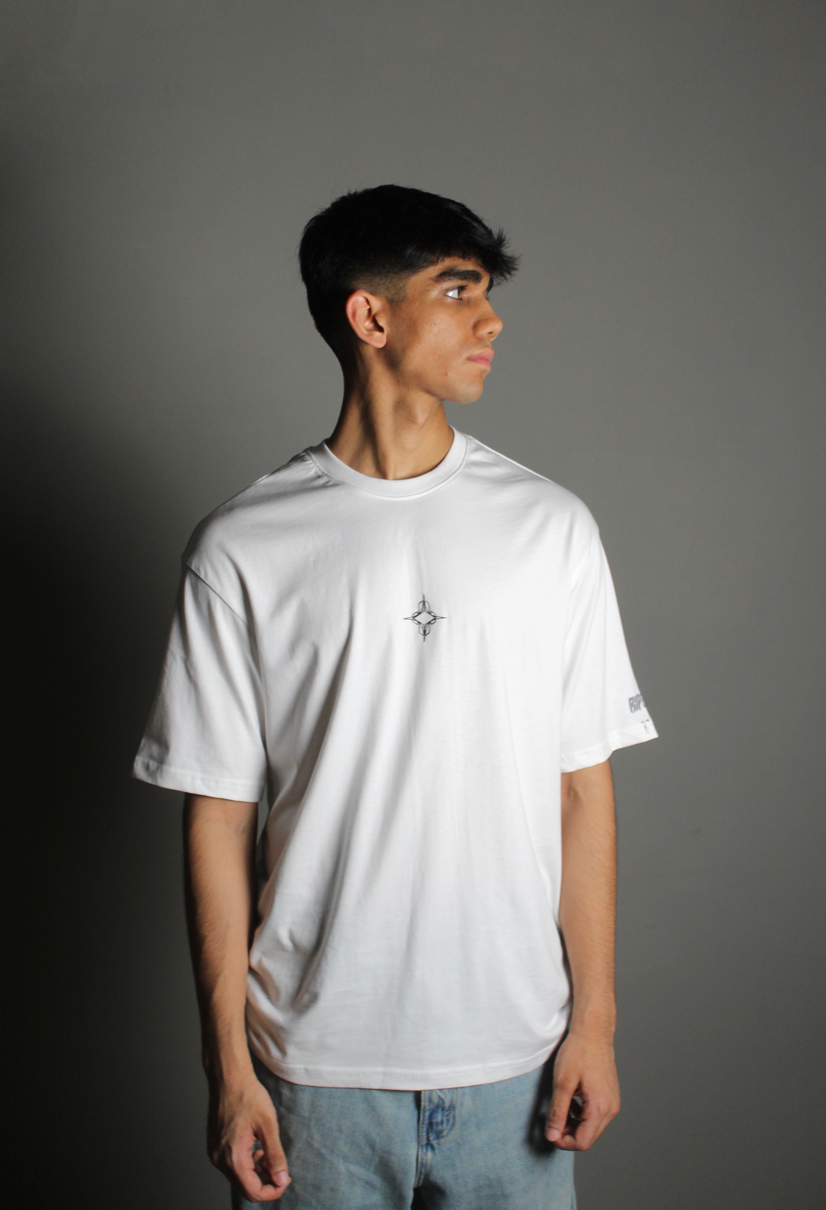 White basic tee( Oversized Tshirts ) by Ripoff